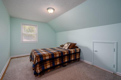 421 Iris Ave, Lansing, MI 48917 photo 12