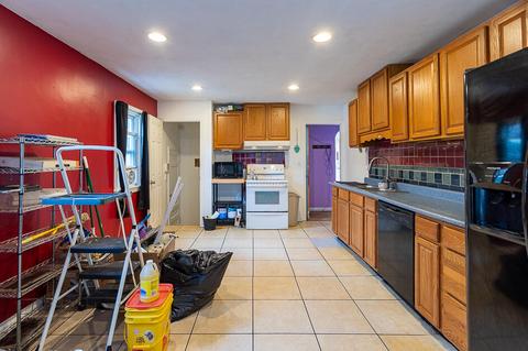 324 Orange St, Jackson, MI 49202 photo 6