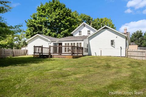 1946 D St, Mcbride, MI 48852 photo 12
