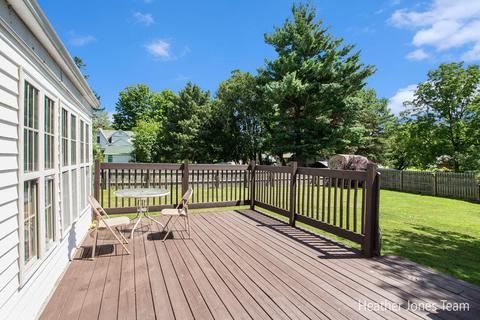 1946 D St, Mcbride, MI 48852 photo 11