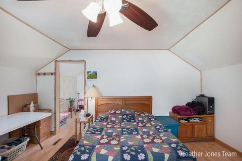1946 D St, Mcbride, MI 48852 photo 10