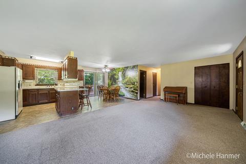 255 E 96th St, Newaygo, MI 49337 photo 11