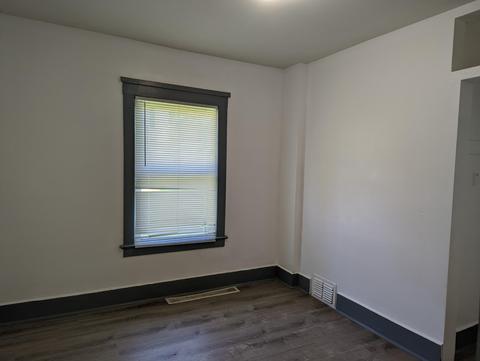 125 E Addison St, Jackson, MI 49203 photo 8