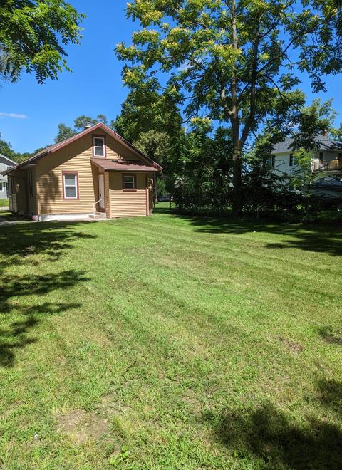 125 E Addison St, Jackson, MI 49203 photo 2