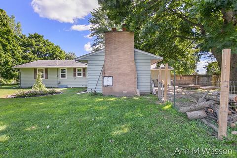 415 Crescent Dr, Edmore, MI 48829 photo 20