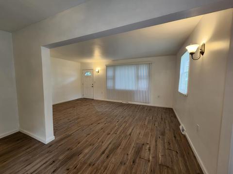 1663 Greenly Ave, Benton Harbor, MI 49022 photo 5