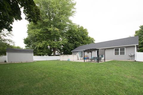 322 E Maple St, Wayland, MI 49348 photo 4