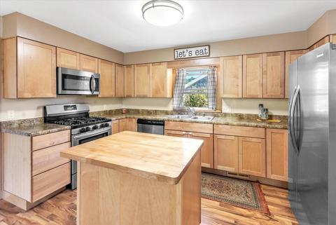 25 Orchard St, Coldwater, MI 49036 photo 15