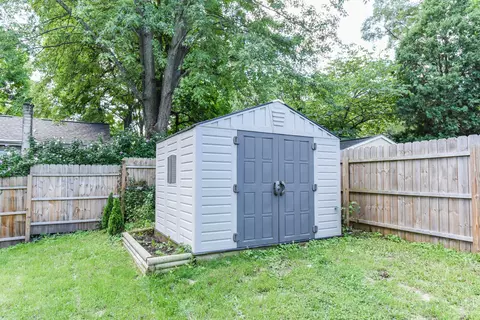 413 W Grant St, Plainwell, MI 49080 photo 22