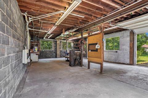 863 E Green St, Marshall, MI 49068 photo 19