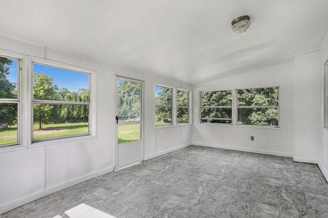 863 E Green St, Marshall, MI 49068 photo 7