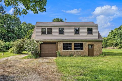 863 E Green St, Marshall, MI 49068 photo 1