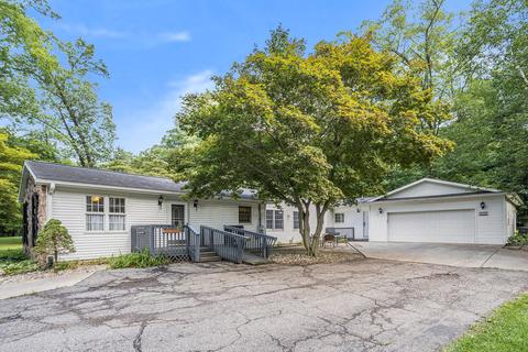 215 Wickenham Dr, Spring Arbor, MI 49283 photo 39