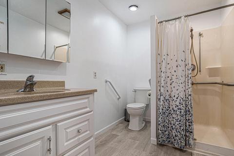 215 Wickenham Dr, Spring Arbor, MI 49283 photo 33