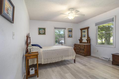 215 Wickenham Dr, Spring Arbor, MI 49283 photo 29