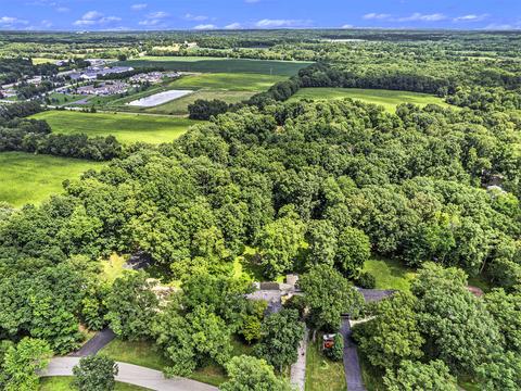 215 Wickenham Dr, Spring Arbor, MI 49283 photo 41