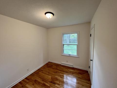 513 Brewer St, Marshall, MI 49068 photo 16