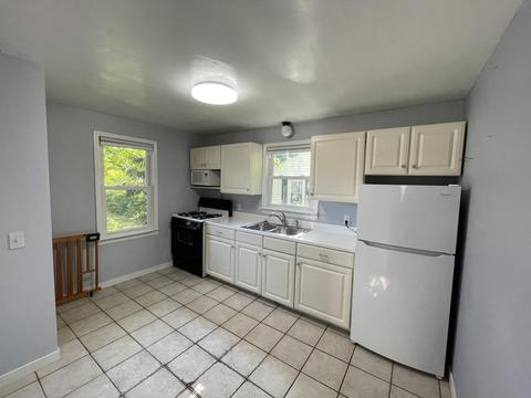 406 E Pine St, Fremont, MI 49412 photo 8