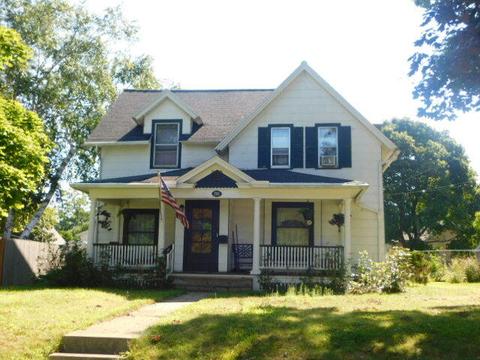 205 4th St, Jackson, MI 49201 photo 1
