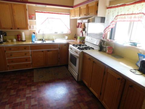 205 4th St, Jackson, MI 49201 photo 5