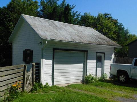 205 4th St, Jackson, MI 49201 photo 4