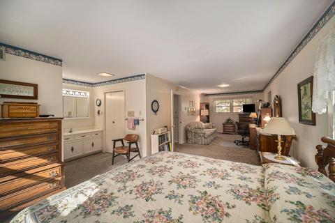 227 Wickenham Dr, Spring Arbor, MI 49283 photo 45
