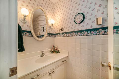 227 Wickenham Dr, Spring Arbor, MI 49283 photo 34