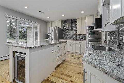 2834 Sandra Ter, St. Joseph, MI 49085 photo 9