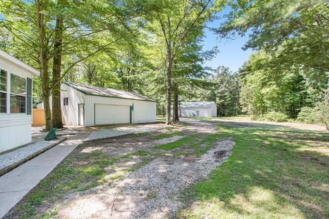 4113 E 8th St, White Cloud, MI 49349 photo 5