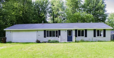 9231 E Colby Rd, Crystal, MI 48818 photo 1