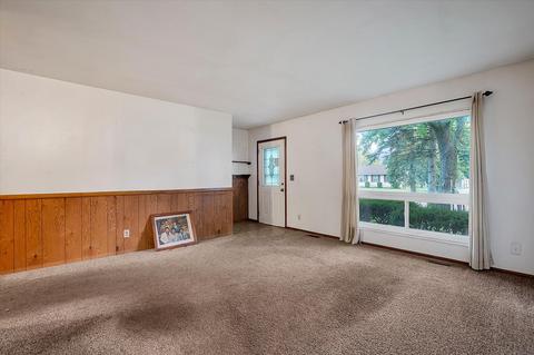 5613 Larch Dr, Jackson, MI 49201 photo 5