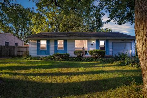 5613 Larch Dr, Jackson, MI 49201 photo 1