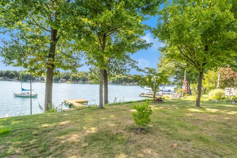 300 E Gull Lake Dr, Augusta, MI 49012 photo 6