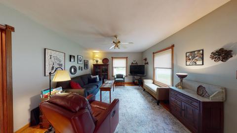 421 Brewer St, Marshall, MI 49068 photo 6