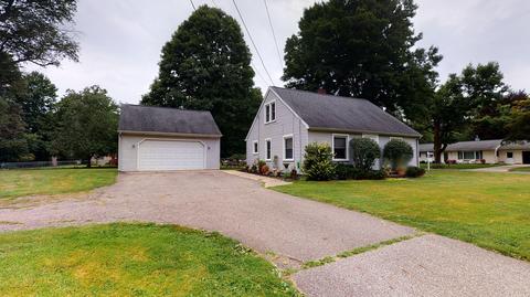421 Brewer St, Marshall, MI 49068 photo 3