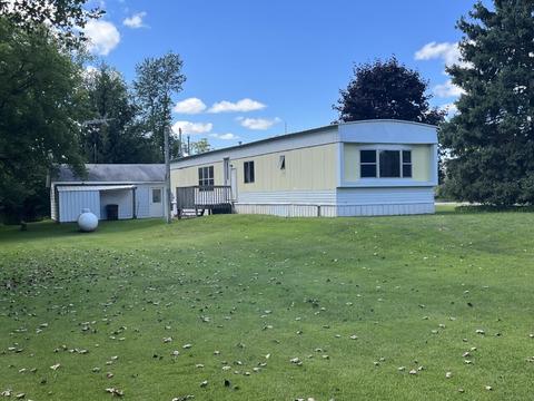 2103 Mcbrides Rd NW, Stanton, MI 48888 photo 3