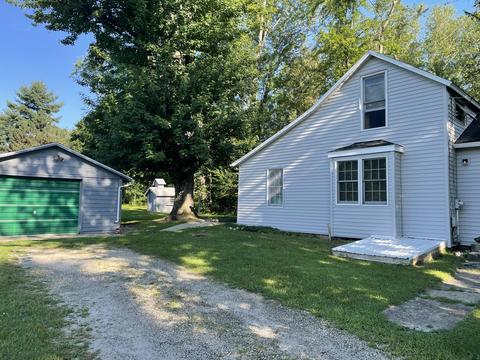 129 Phillips St, Colon, MI 49040 photo 2