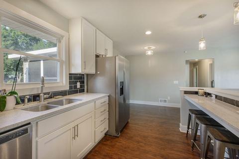 792 Baldwin St, Jenison, MI 49428 photo 10