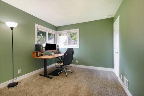 792 Baldwin St, Jenison, MI 49428 photo 17