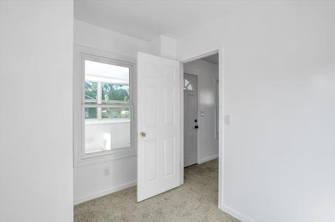 602 E Bird St, Jackson, MI 49203 photo 24