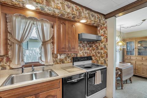 548 Pershing Ave, Jackson, MI 49203 photo 13