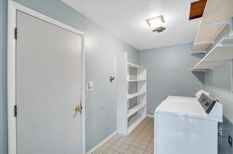 548 Pershing Ave, Jackson, MI 49203 photo 33