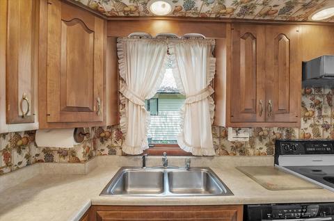 548 Pershing Ave, Jackson, MI 49203 photo 14