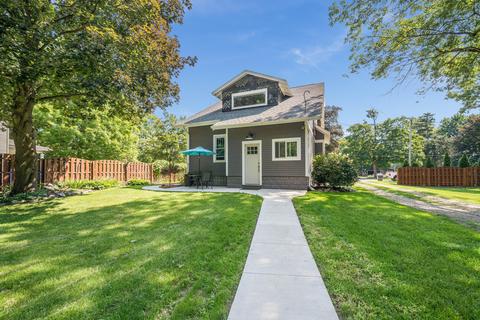624 S Main St, Plainwell, MI 49080 photo 12