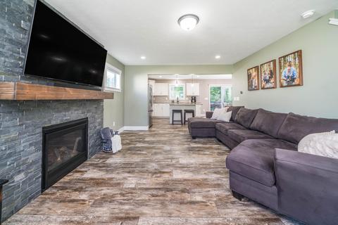 59617 Silvergrass Dr, Mattawan, MI 49071 photo 3