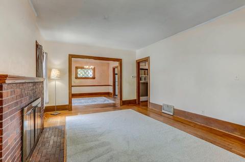 109 E Biddle St, Jackson, MI 49203 photo 6