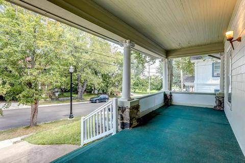 109 E Biddle St, Jackson, MI 49203 photo 4