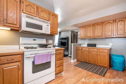 317 King St, Lowell, MI 49331 photo 13