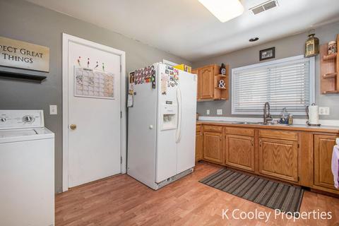 317 King St, Lowell, MI 49331 photo 15