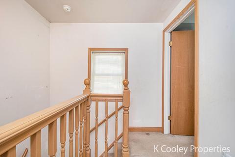 317 King St, Lowell, MI 49331 photo 18